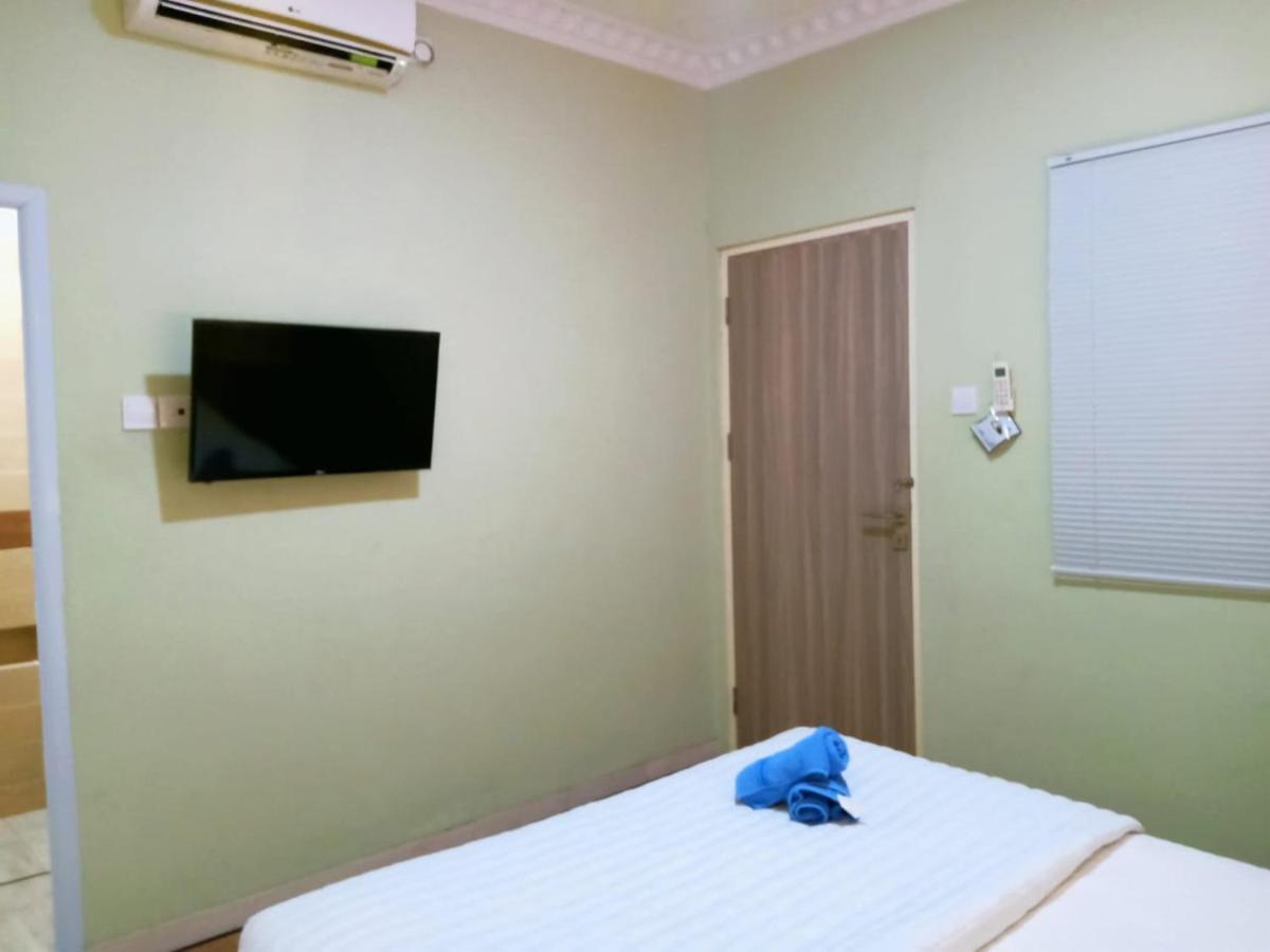 SleepRest @ Golden Prima Hotel Batam Buitenkant foto