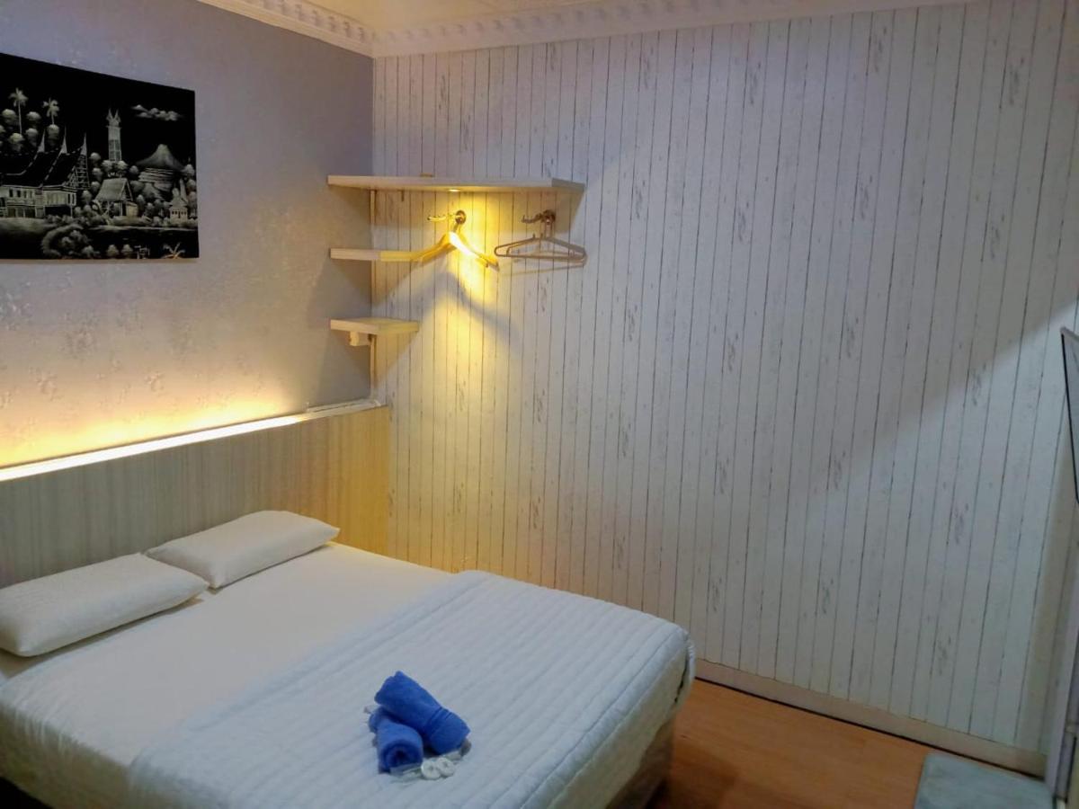 SleepRest @ Golden Prima Hotel Batam Buitenkant foto