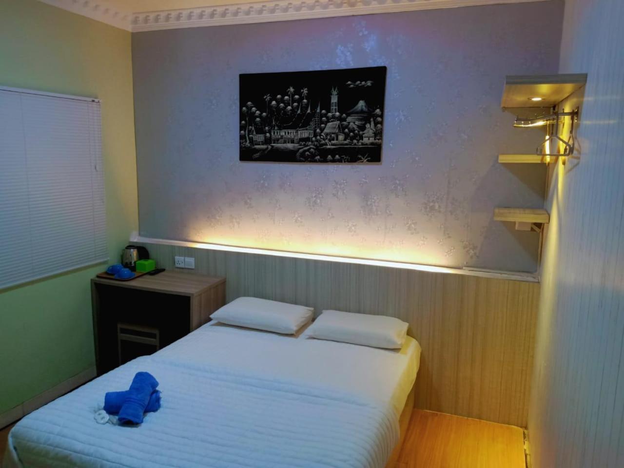 SleepRest @ Golden Prima Hotel Batam Kamer foto