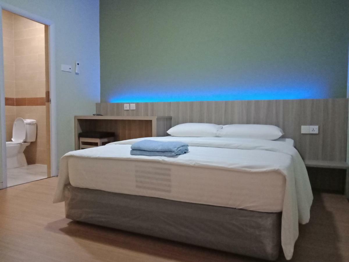 SleepRest @ Golden Prima Hotel Batam Buitenkant foto